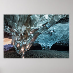 Isstalaktit i en isgrotta poster