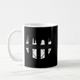 Istanbul Turkiet skyline Besikt som fotbollsspelar Kaffemugg