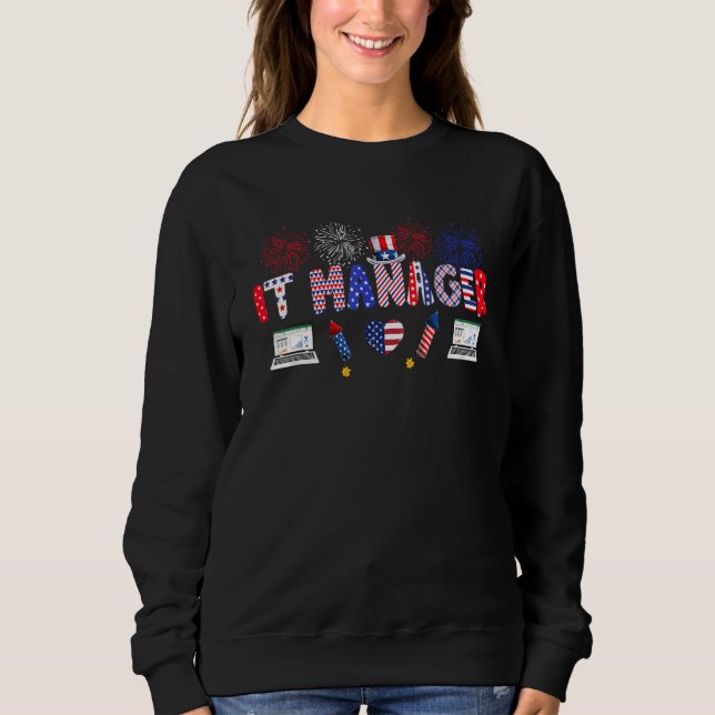 IT Manager Proud American Flagga Fireworks Lycklig T Shirt (Framsida)