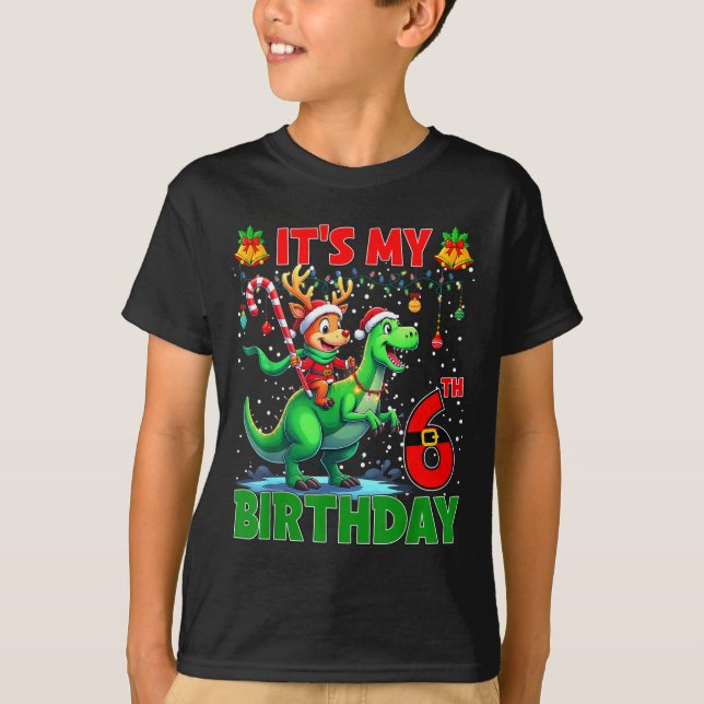 It’s My 6th Birthday Xmas Reindeer Riding Dinosaur T Shirt (Framsida)