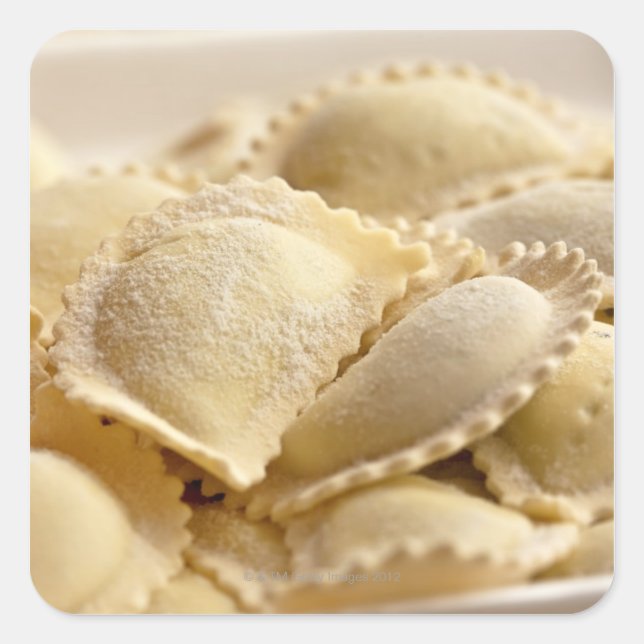 italiansk ravioli fyrkantigt klistermärke (Framsida)