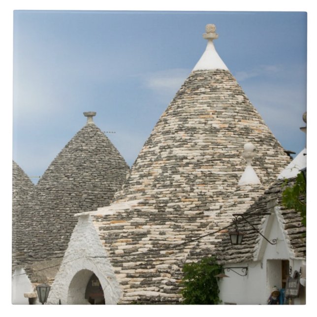 Italien, Apulien, Alberobello, Terra dei Trulli Kakelplatta (Framsidan)