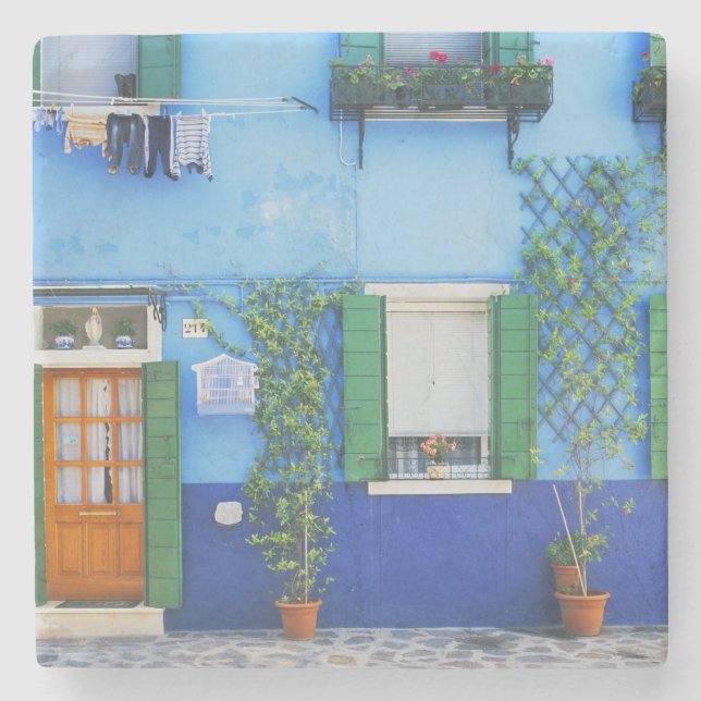 Italien, Burano. Ett färgat hus i Burano nära Underlägg Sten (Framsidan)