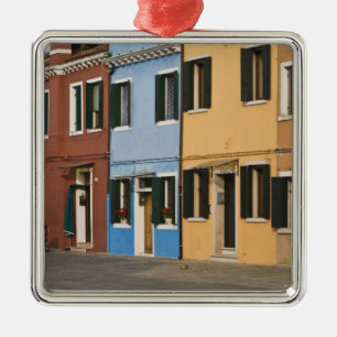 Italien, Burano. Färgglad rad av hem och tomt Julgransprydnad Metall
