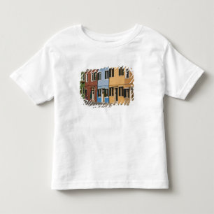 Italien, Burano. Färgglad rad av hem och tomt Tee Shirt