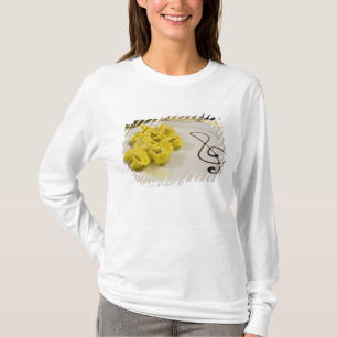 Italien, Cento. En tallrik osttortellini Tee