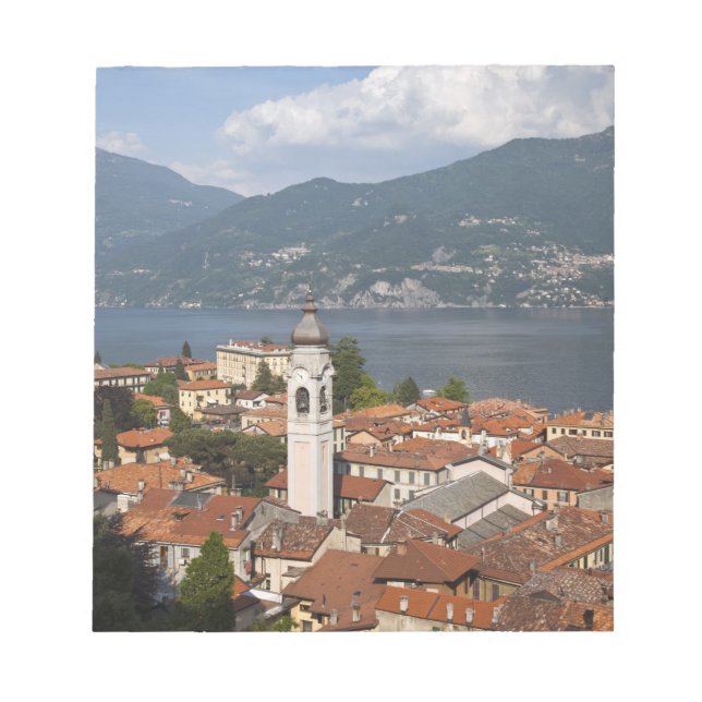 Italien, Como Province, Menaggio. Stadsvy och Anteckningsblock (Framsida)