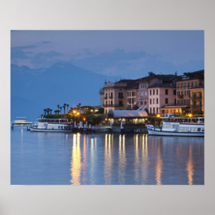 Italien, Como provinsen, Bellagio. Stadsvy, Poster