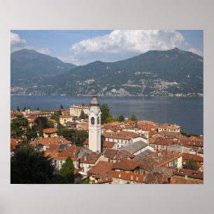 Italien, Como-provinsen, Menaggio. Stadsvy och Poster