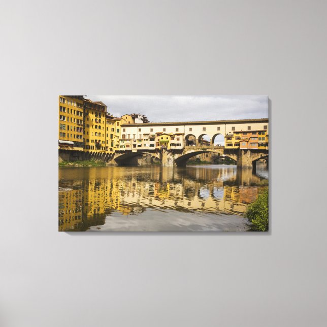 Italien, Florens, Reflektioner i floden Arno Canvastryck (Framsida)