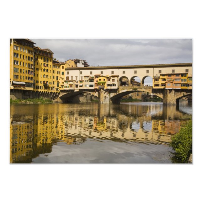 Italien, Florens, Reflektioner i floden Arno Fototryck (Framsidan)