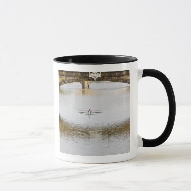 Italien, Florens, Roddning singelsculler med Mugg (Höger)