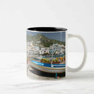 ITALIEN, Kampanien, (Neapelbukten), ISCHIA, Två-Tonad Mugg
