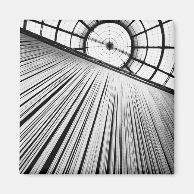 Italien Milano, Visningen vid Galleria Magnet (Framsidan)