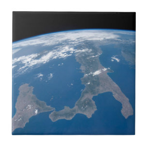 Italien och dess ö Sicilien. Kakelplatta