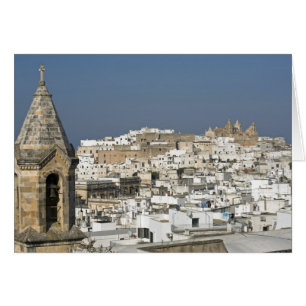 Italien, Ostuni, närbild av gammal stad Hälsningskort