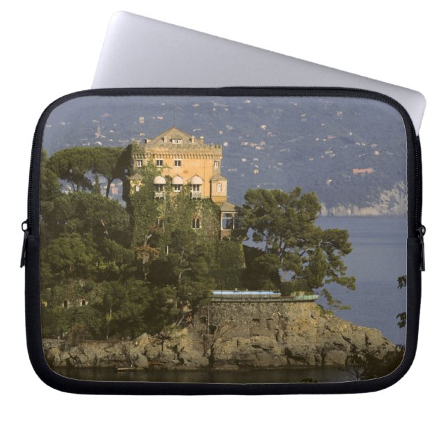 Italien, Portofino. Scenärt liv på Laptop Sleeve (Framsidan)