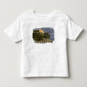 Italien, Portofino. Scenisk liv på T-shirt