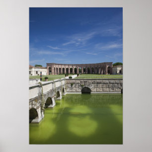 Italien, provinsen Mantua, Mantua. Courtyard Poster