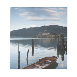 Italien, provinsen Novara, Orta San Giulio. Isola Anteckningsblock