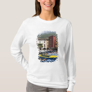 Italien, provinsen Verona, Malcesine. Gammal Casso T Shirt