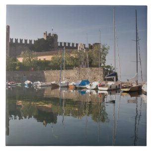 Italien, provinsen Verona, Torri del Benaco. Il Kakelplatta
