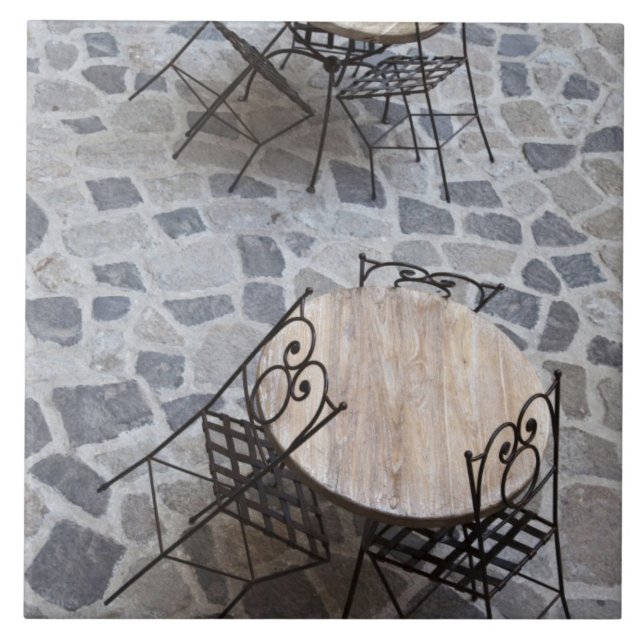 Italien, Sardinien, Castelsardo. Kaffebord. Kakelplatta (Framsidan)