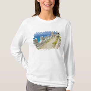Italien, Sicilien, Cefalu, klippig strandpromenad, T Shirt