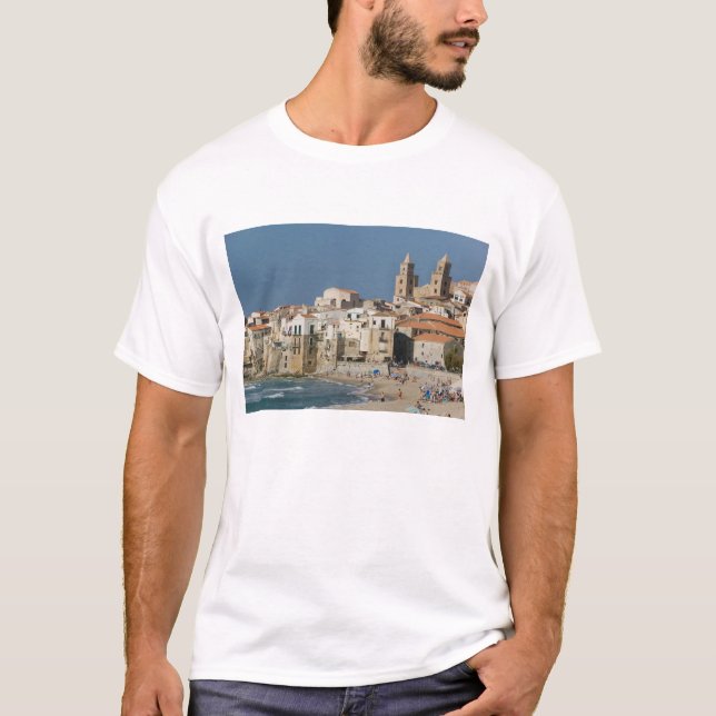 Italien, Sicilien, Cefalu, Stadsvy med Duomo från Tröja (Framsida)