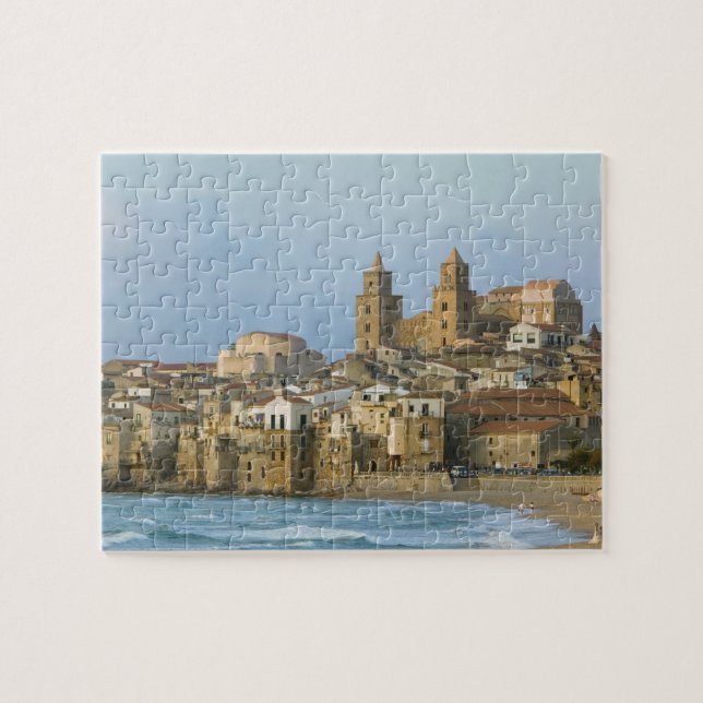 Italien, Sicilien, Cefalu, Visa med Duomo från 2 Pussel (Horisontell)