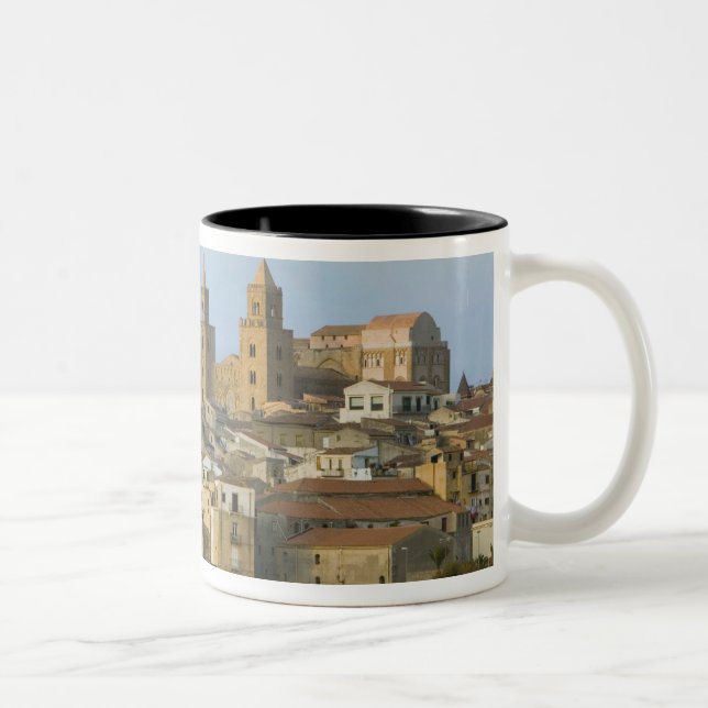 Italien, Sicilien, Cefalu, Visa med Duomo från 2 Två-Tonad Mugg (Höger)