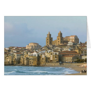 Italien, Sicilien, Cefalu, Vy med Duomo från 2 Hälsningskort