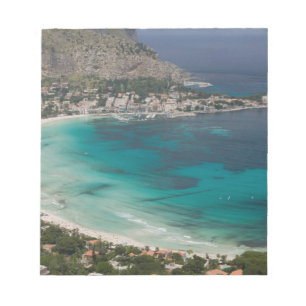 Italien, Sicilien, Mondello, Utsikt över stranden Anteckningsblock