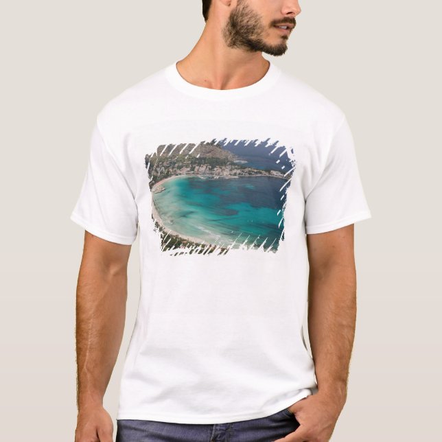 Italien, Sicilien, Mondello, Vy av stranden från s T-shirt (Framsida)