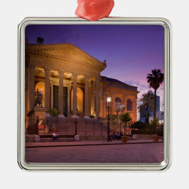 Italien, Sicilien, Palermo, Teatro Massimo Opera Julgransprydnad Metall (Framsidan)