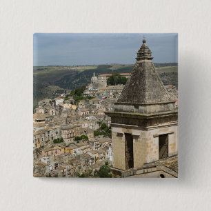 ITALIEN, Sicilien, RAGUSA IBLA: Stadsvy och Santa Knapp
