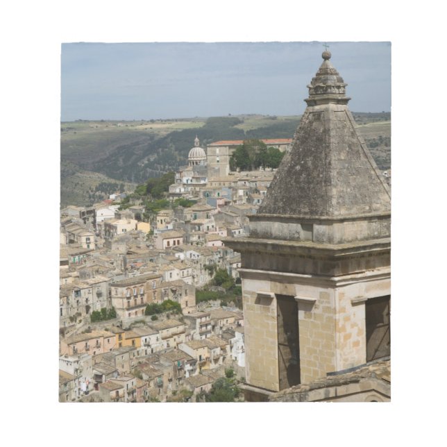 ITALIEN, Sicilien, RAGUSA IBLA: Town View and Sant Anteckningsblock (Framsida)