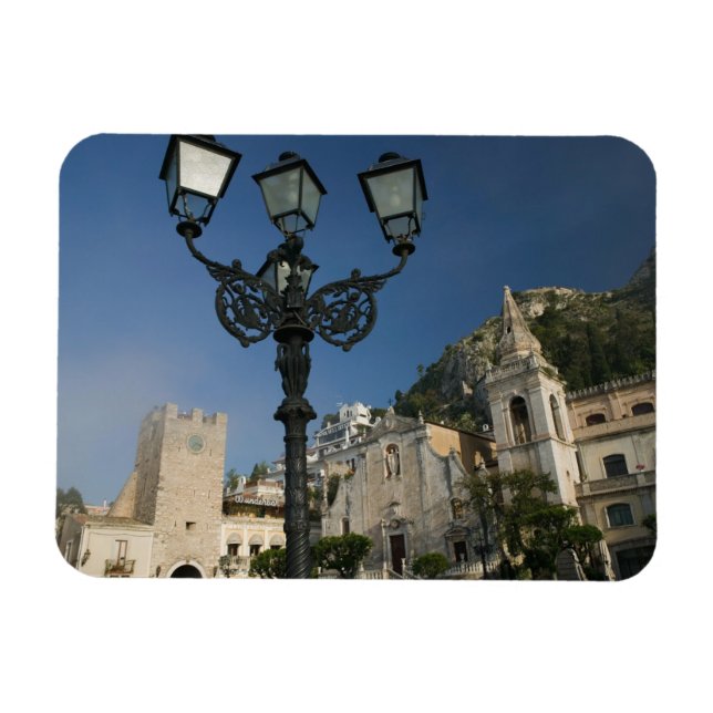 ITALIEN, Sicilien, TAORMINA: Piazza iX Aprile, San Magnet (Horisontell)