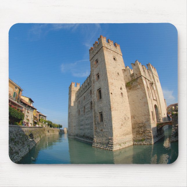 Italien, Sirmione, Gardasjön, Scaliger Musmatta (Framsidan)