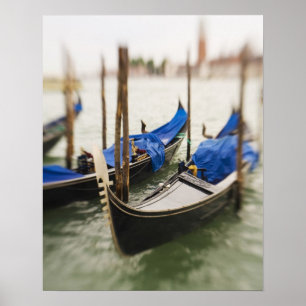 Italien, Venedig, selektivt fokus på Gondola i Poster
