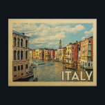Italien Venedig-vykort Vintage resor Vykort<br><div class="desc">Italien Venedig-design i Vintage resor stil med en kanalvy med gondolas.</div>