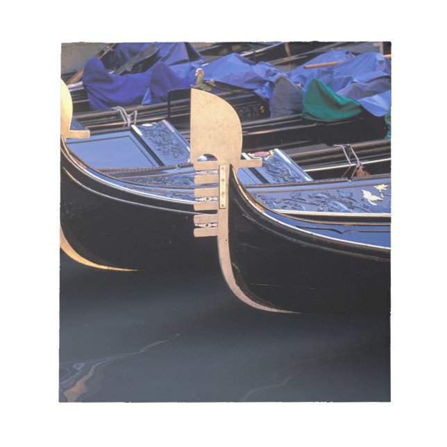 Italien, Venetien, Venedig. Rad av Gondolas. Anteckningsblock (Framsida)