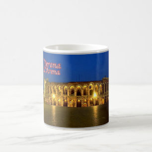 Italien - Venetien - Verona - Arena på natten - Kaffemugg