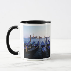 Italien, Veneto, Venedig, Rad av gondol och San Mugg