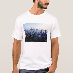 Italien, Veneto, Venedig, Rad av gondol och San Tee