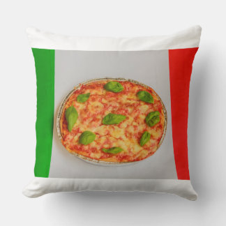 ITALIENSK PIZZA PÅ KASTKUDDE KUDDE