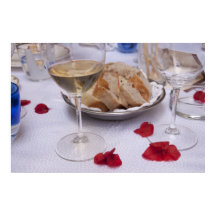 Italienska Bord: Bread, Vin och Bougainvillea Peta