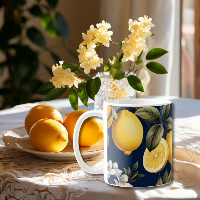 Italienska citroner på marint mönster kaffemugg (Skapare uppladdad)