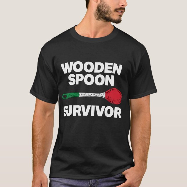 Italienska familjen - Funny Wooden Spoon Survivor T Shirt (Framsida)