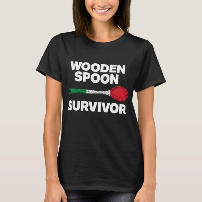 Italienska familjen - Funny Wooden Spoon Survivor T Shirt (Framsida)